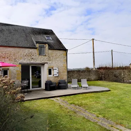 Le Val De Marigny 3*