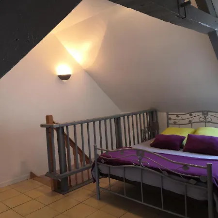 Le Val De Marigny Riád 3*